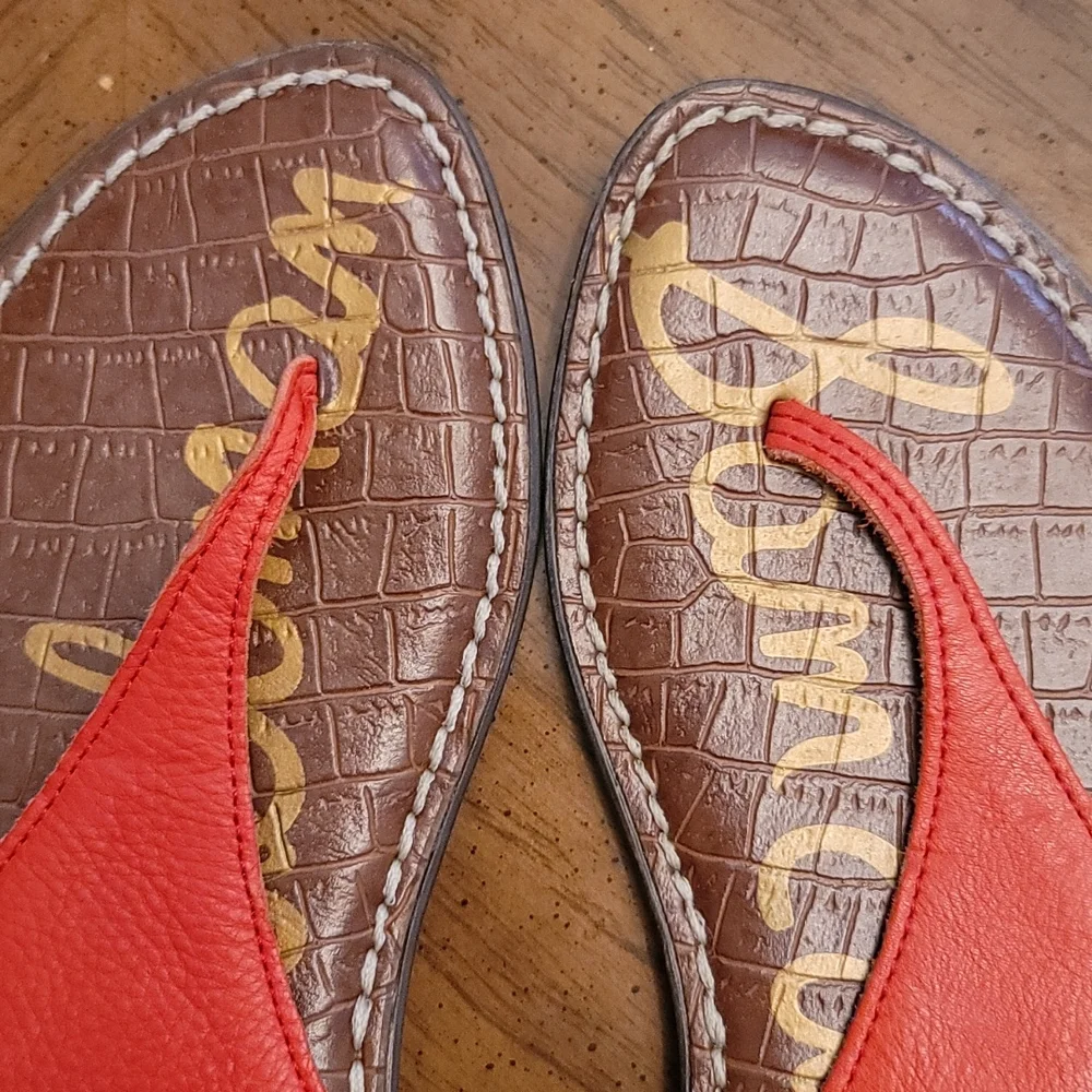 Sandals - Picture 2 of 2